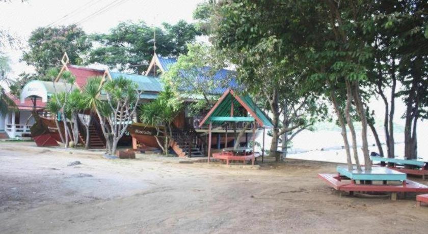 Rimtalay Resort Koh Si Chang Dış mekan fotoğraf
