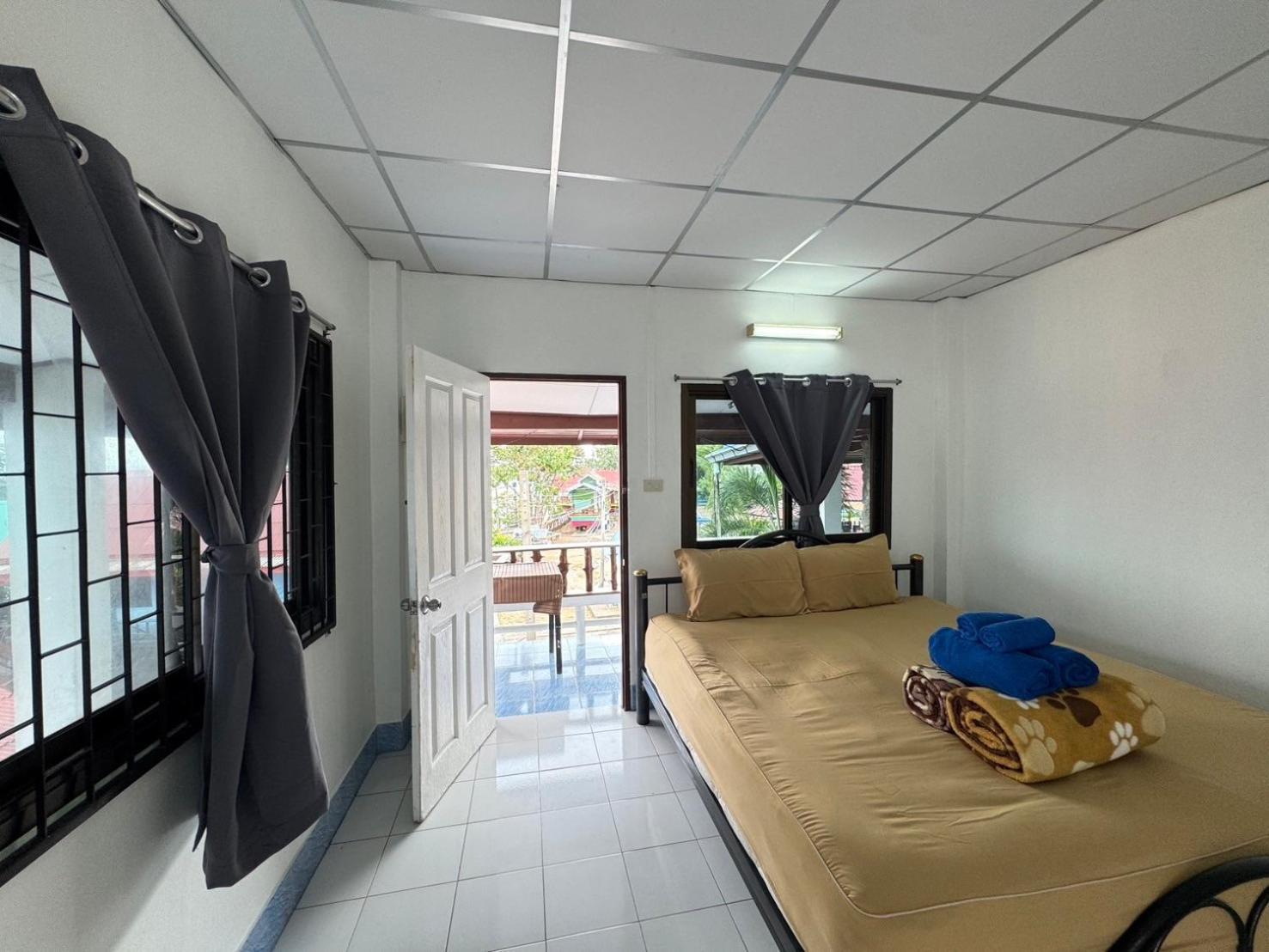 Rimtalay Resort Koh Si Chang Dış mekan fotoğraf