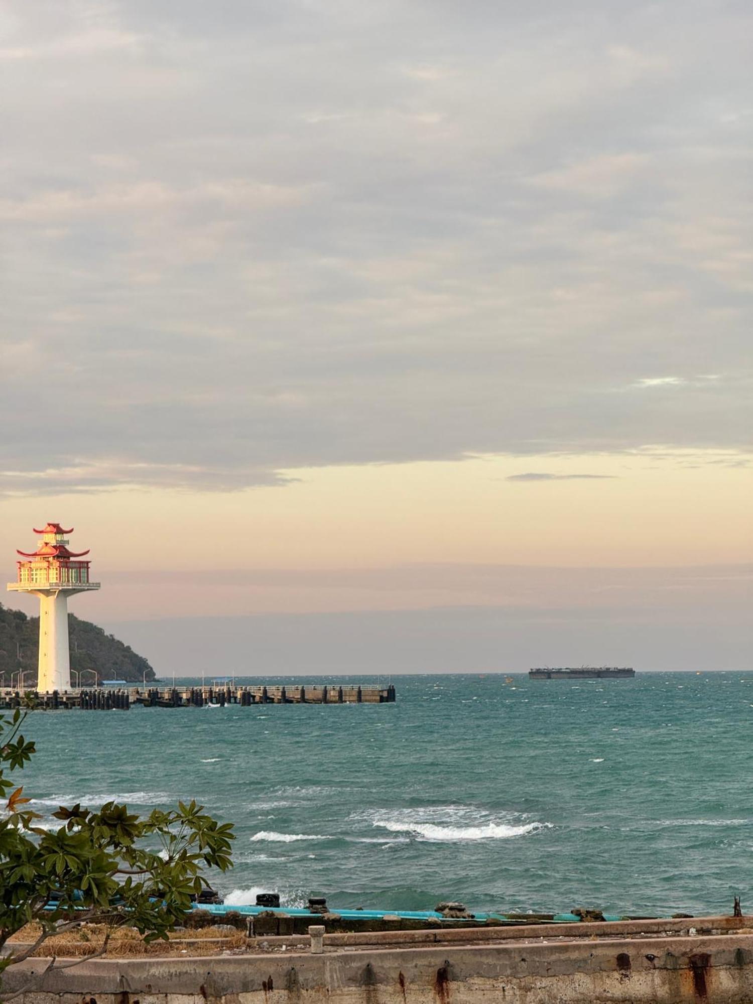 Rimtalay Resort Koh Si Chang Dış mekan fotoğraf